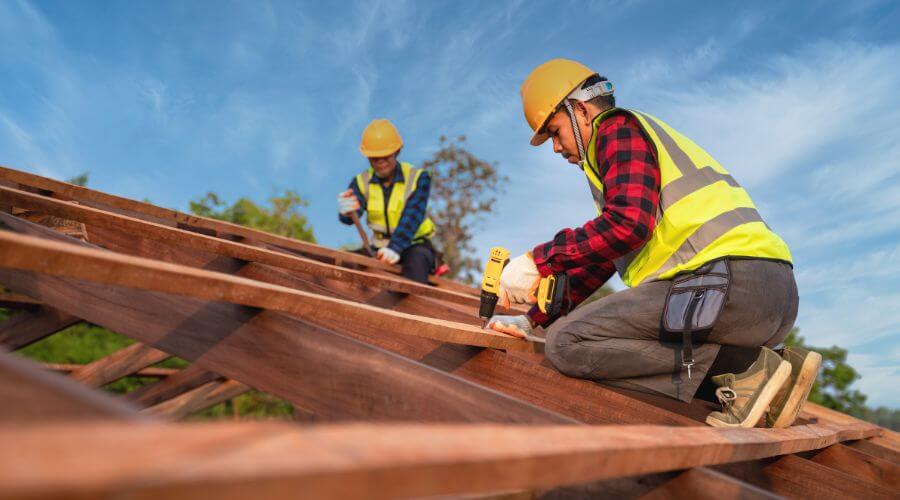 Professional Flat Roofing Installation services in Shawnee, KS